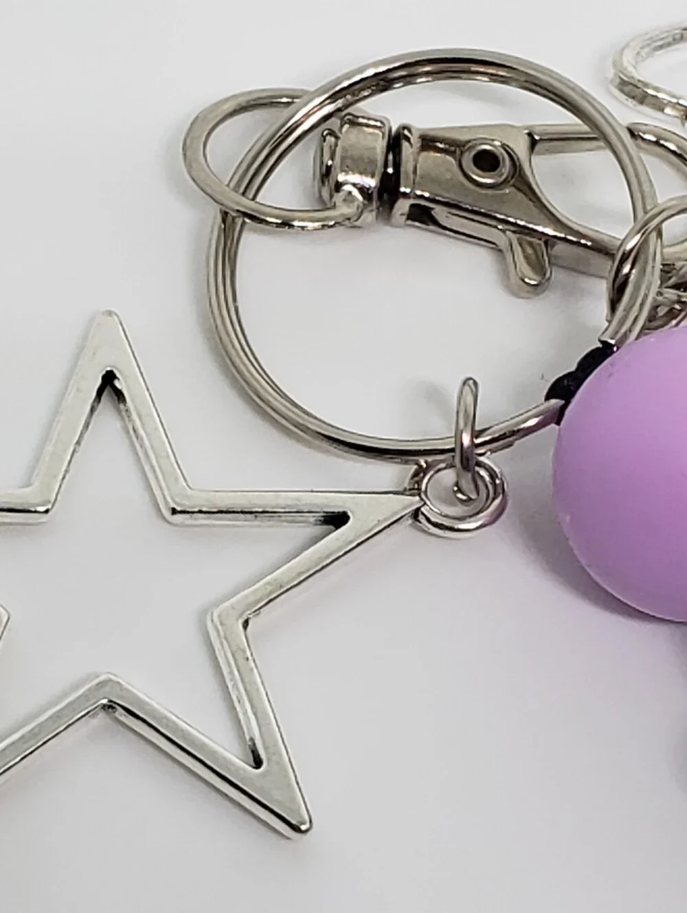 Handmade Silicone Focal Beaded Alien Keychain